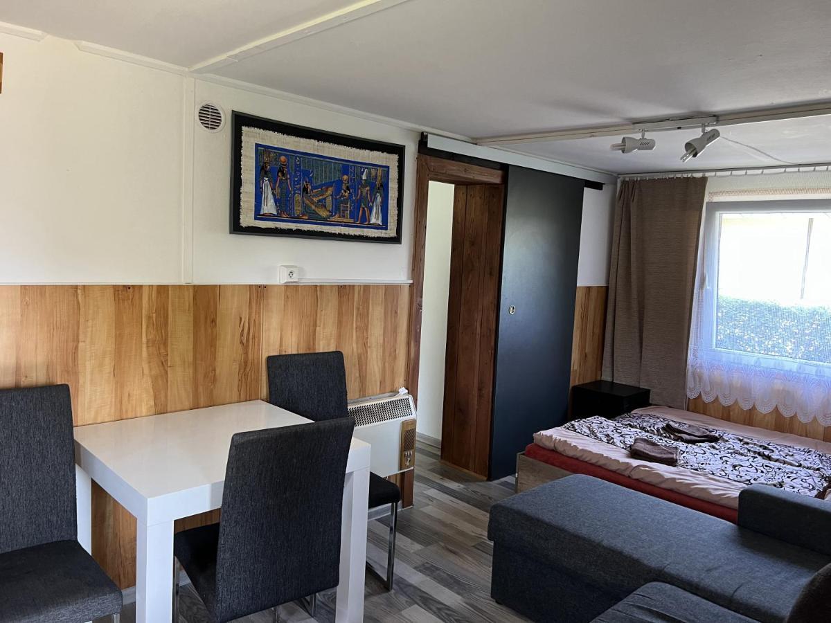 Hotel Areal Pauli à Česká Skalice Extérieur photo