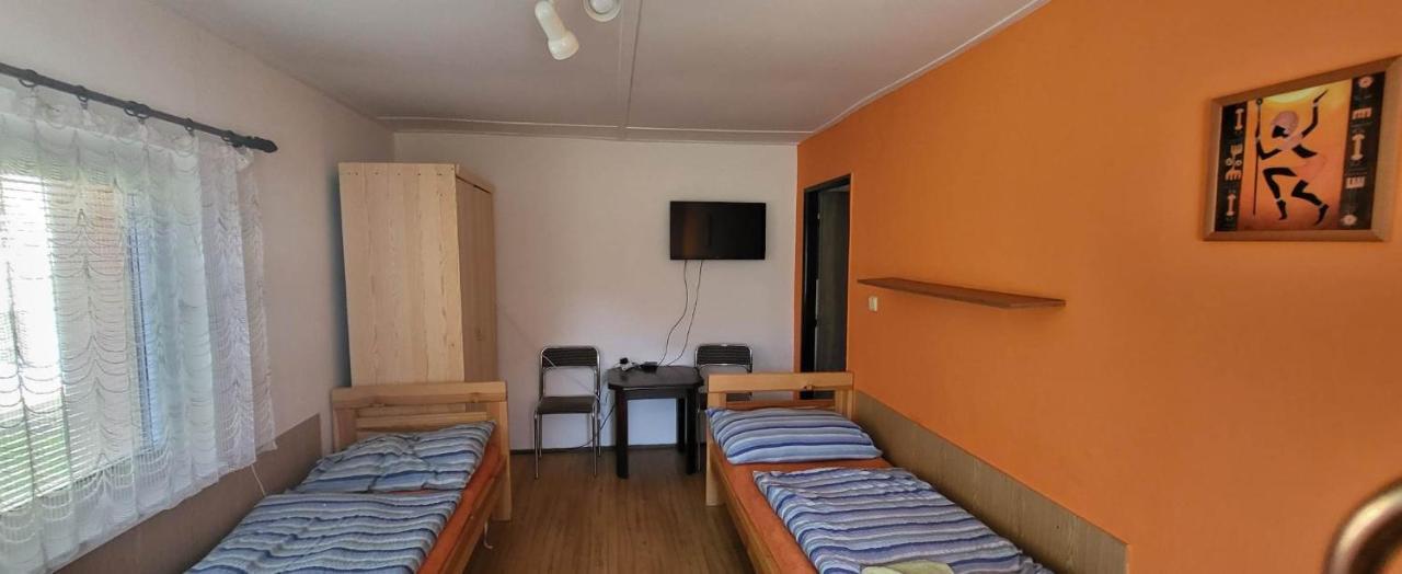 Hotel Areal Pauli à Česká Skalice Extérieur photo