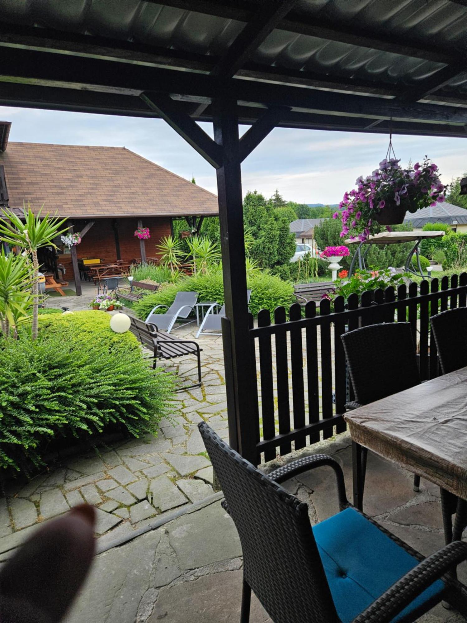 Hotel Areal Pauli à Česká Skalice Extérieur photo